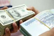 Hàng loạt ngân hàng bất ngờ điều chỉnh tỷ giá