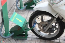 Trải nghiệm hệ thống giữ xe tự động tại Sài Gòn