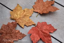 Tận dụng lá rụng mùa thu để trang trí nhà siêu độc