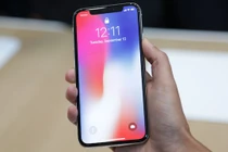 Ấn tượng đầu tiên của người dùng về iPhone X là gì?