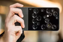 Smartphone nào vô địch về số ống kính camera hiện nay?