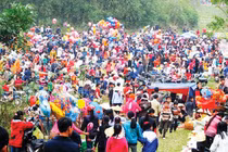 Nhớ chợ Lạng cầu may ngày Tết