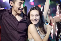 Lần đầu ra mắt, tôi phải làm việc này để tránh bị “khui” quá khứ