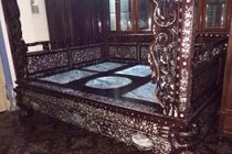 Soi giường đắt bỏng tay của đại gia Việt