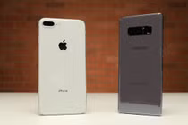 Thả rơi iPhone 8 Plus và Galaxy Note 8: Kết quả bất ngờ