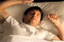 Mất hứng vì chồng ăn mặc tùy tiện, thích khỏa thân trong phòng ngủ