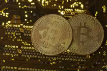 Giá Bitcoin hôm nay 28/1: Tin tặc tấn công, thị trường chao đảo