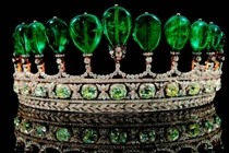 Trọn bộ trang sức đắt kỷ lục thế giới