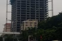 Thị trường BĐS tháng 7 và những vụ “vỡ trận” tai tiếng