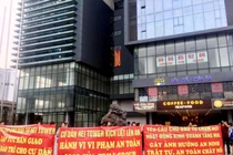 Chung cư Hei Tower: Cửa thoát hiểm thành "cửa tử"