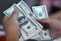 Liên tiếp giảm, USD ngân hàng trượt về sát 22.700 đồng/USD