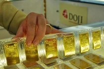 Giá vàng miếng lên đỉnh một năm trong ngày Thần Tài