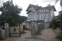 Những làng đại gia “khủng” ở Việt Nam