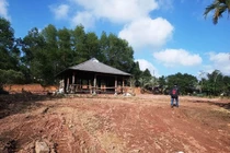 Khu du lịch trăm tỷ Làng Việt dở dang như phế tích ở Huế