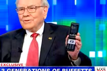 Tỷ phú Warren Buffett: iPhone X giá 1.000 USD vẫn còn… rẻ chán