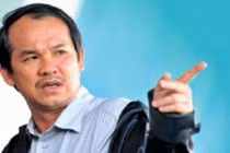 Bầu Đức và sở thích "không chân dài"