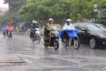 Thời tiết hôm nay 9/7: Hà Nội hứng mưa to vào chiều tối