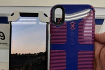 Ảnh ốp lưng iPhone Xs Max và iPhone 9 tiết lộ gì về iPhone mới?