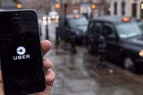 Uber bị kiện tại Australia vì cạnh tranh không công bằng