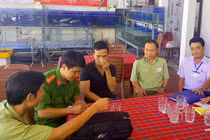 Phạt nhà hàng bán 3 phần trứng xào cà chua giá 1,5 triệu 