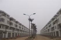 Thang máy Tân Tây Đô treo, 6 cư dân bị "nhốt" gần 1 tiếng