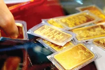 Giá vàng bỗng dưng “dựng ngược”
