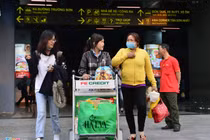 Bị tố lừa cho vay mua mỹ phẩm, FE Credit xem xét hủy hợp đồng