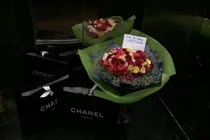 Cường đô la quăng tiền mua quà sang tặng Hà Hồ