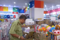 Con Cưng lại nhắn tin khẳng định 100% hàng chính hãng