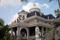 Giật mình xem đại gia Hải Phòng xây biệt thự khủng