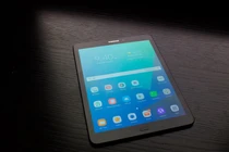 8 dự đoán về điện thoại uốn gập của Samsung sắp đổ bộ 