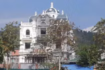 Xôn xao về căn biệt thự bề thế tại Quảng Ninh