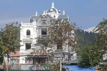 Xôn xao về căn biệt thự bề thế tại Quảng Ninh