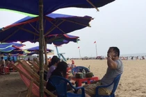 Sầm Sơn: Chiêu chặt chém "sáng tạo" và lệ lạ đáng sợ mùa hè này