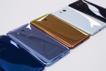 Điện thoại bóp cạnh của HTC sắp có thêm “họ hàng”