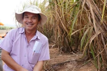 “Chộp” ảnh bầu Đức bỗng trở thành... nông dân