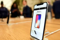 TGDĐ bán iPhone X ở Campuchia sớm và rẻ hơn VN