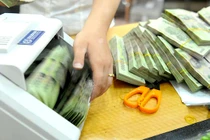 Lãi suất chính thức có lệnh giảm từ ngày mai