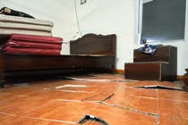 Người dân bất an sống cạnh dự án chung cư Eco Lake View