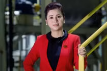 Vợ cũ ông Đặng Lê Nguyên Vũ được khôi phục vị trí sếp Trung Nguyên