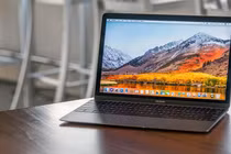 Những mẫu macbook đắt nhưng đáng mua năm 2018