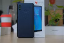Mở hộp Vsmart Joy 1, smartphone rẻ nhất của Vinsmart