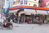 Bắt quả tang hai cây xăng Hà Nội gắn 6 chíp gian lận