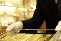 Giá vàng bất ngờ tăng bốc đầu