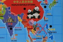 Shopee bán đồ chơi có bản đồ TQ chứa “đường lưỡi bò“