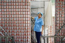 Tỉ phú Thái đặt mục tiêu bán 2 tỉ lít bia Sài Gòn