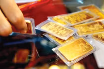 Giá vàng đột ngột tăng dựng đứng