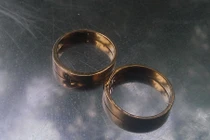 Đại gia từ thiện bằng vàng giả: Sự thật khó chấp nhận