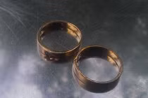 Đại gia từ thiện bằng vàng giả: Sự thật khó chấp nhận