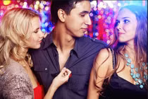 Nhận biết mẫu đàn ông "bắt cá hai tay", tán tỉnh chỉ để qua đêm